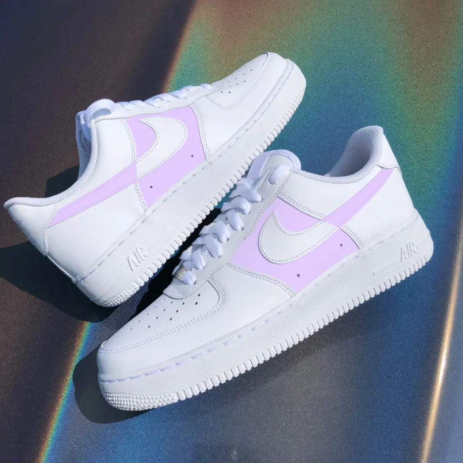 Light purple nike shop air force 1