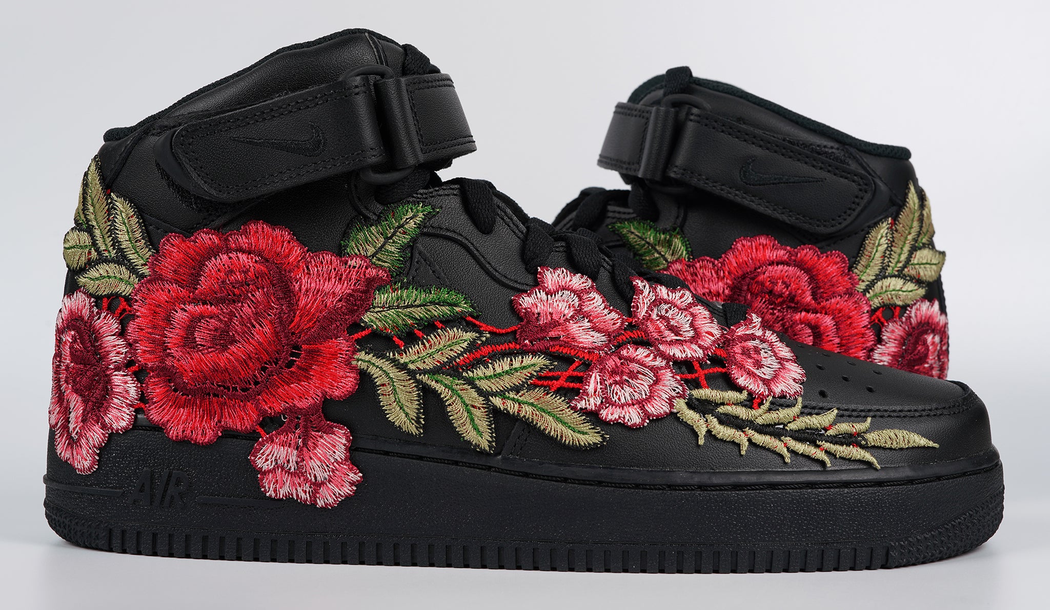 Air Force 1 Custom Mid Red Rose Shoes Flower Floral Black  display picture 1