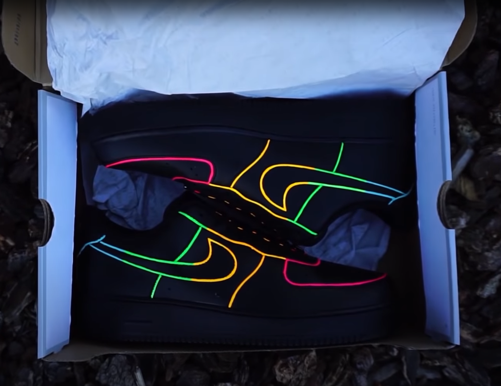 Air Force 1 Custom Shoes Black Neon Outline Blue Green  display picture 2